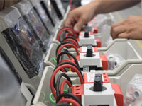 無軌式電動換模臺車，智能模具搬運(yùn)新選擇